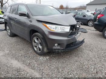 Salvage Toyota Highlander