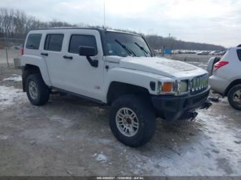 Salvage HUMMER H3 Suv