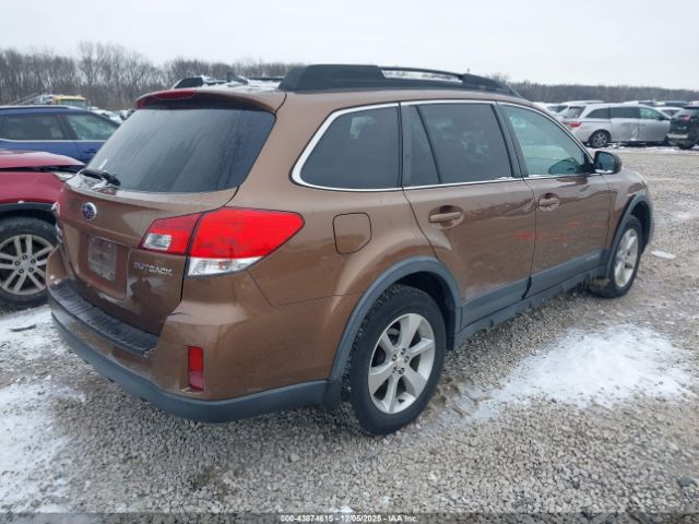 Subaru Outback 2.5i Limited Image 6