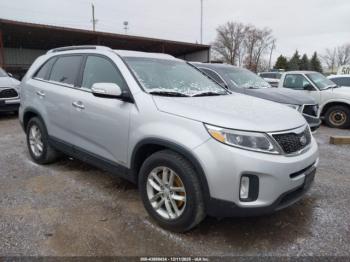  Salvage Kia Sorento