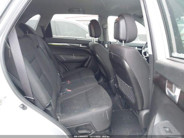 Kia Sorento Lx V6 Image 9