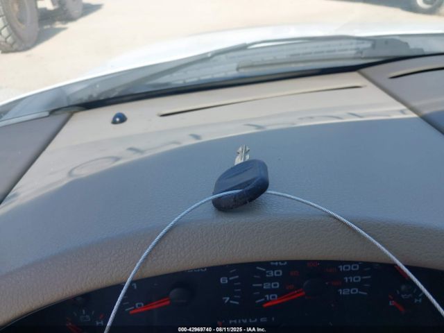 Ford F-150 Xlt Image 4