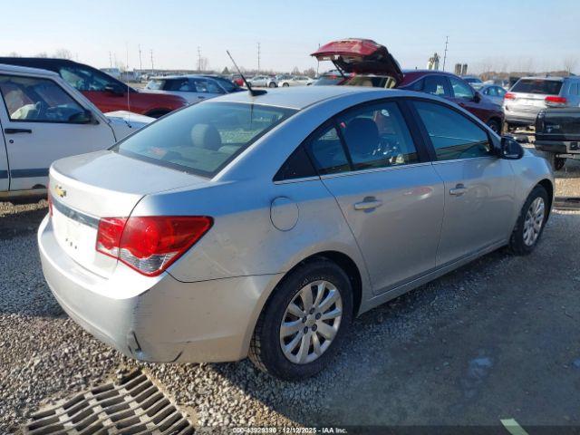 Chevrolet Cruze Ls Image 9