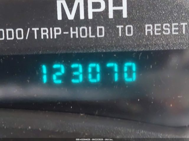 Chevrolet S-10 Ls Image 7