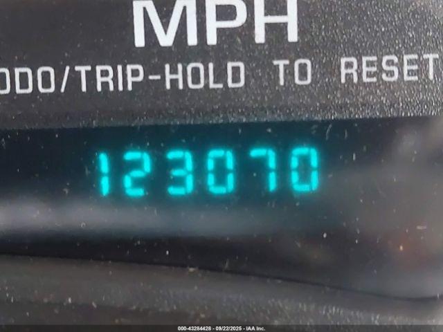 Chevrolet S-10 Ls Image 7