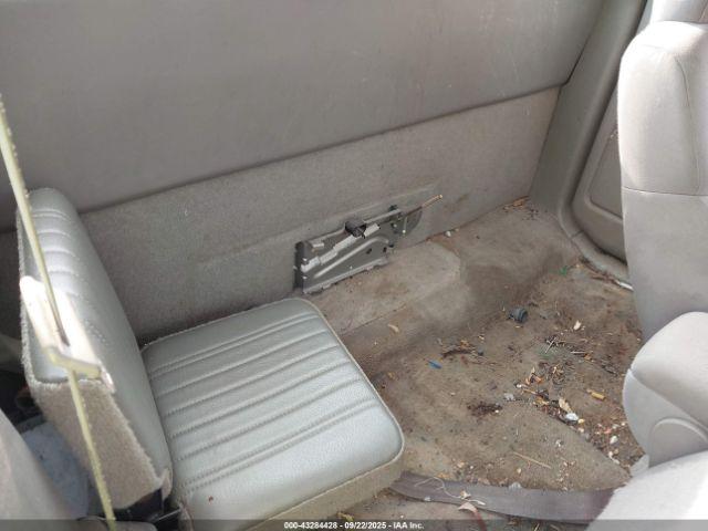 Chevrolet S-10 Ls Image 12