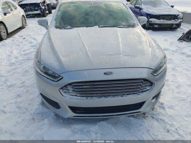 Ford Fusion Se Image 10