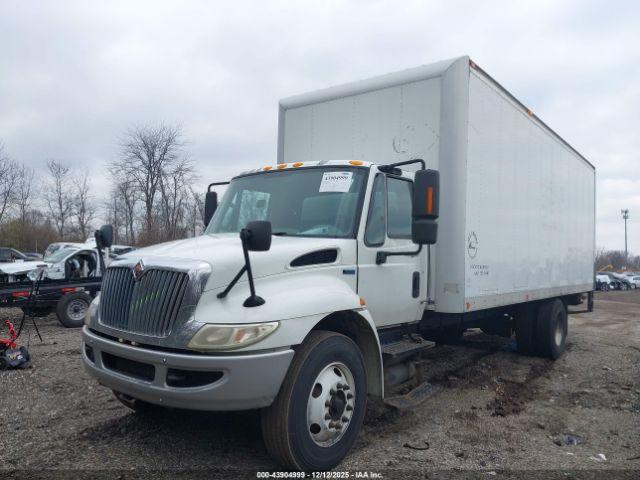 International 4000 4300 Image 11