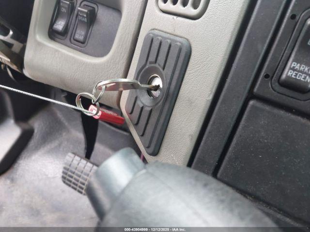 International 4000 4300 Image 8