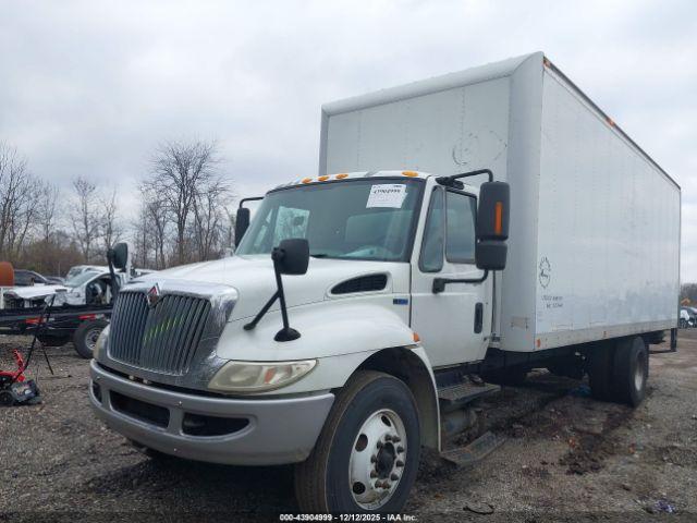 International 4000 4300 Image 7