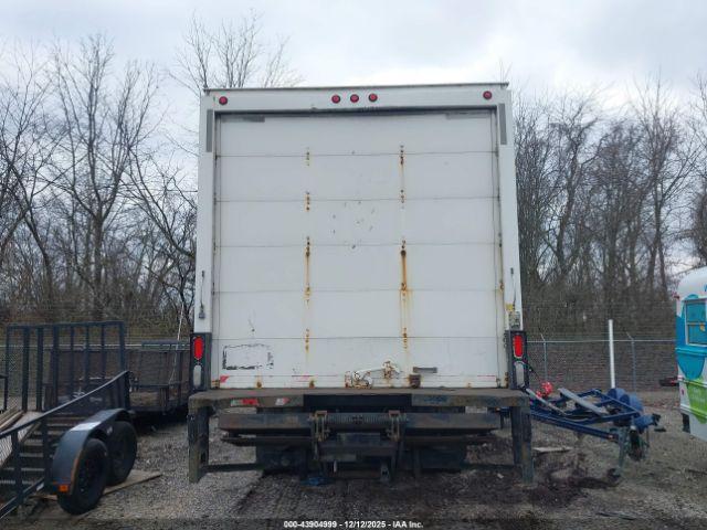 International 4000 4300 Image 3