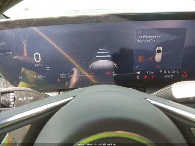 Buick Enclave Sport Touring Fwd Image 5