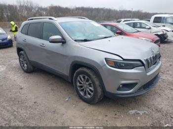  Salvage Jeep Cherokee