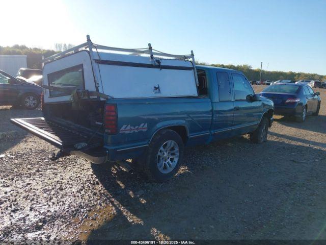 Chevrolet K1500 Fleetside Image 2