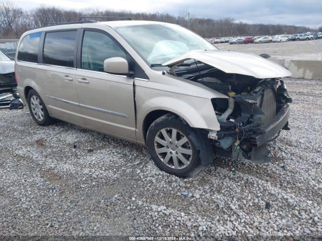  Salvage Chrysler Town & Country