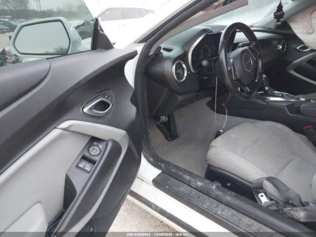 Chevrolet Camaro 1lt Image 4