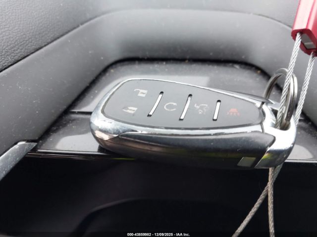 Chevrolet Camaro 1lt Image 9