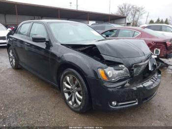  Salvage Chrysler 300