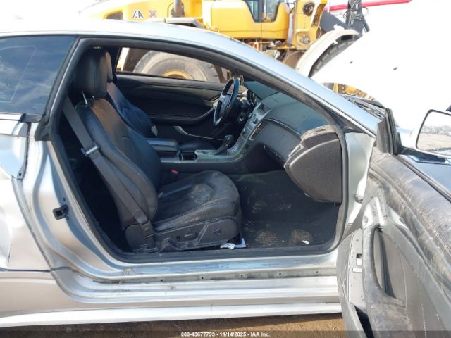 Cadillac CTS Standard Image 2