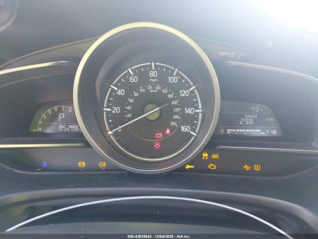 Mazda Mazda3 Touring Image 10