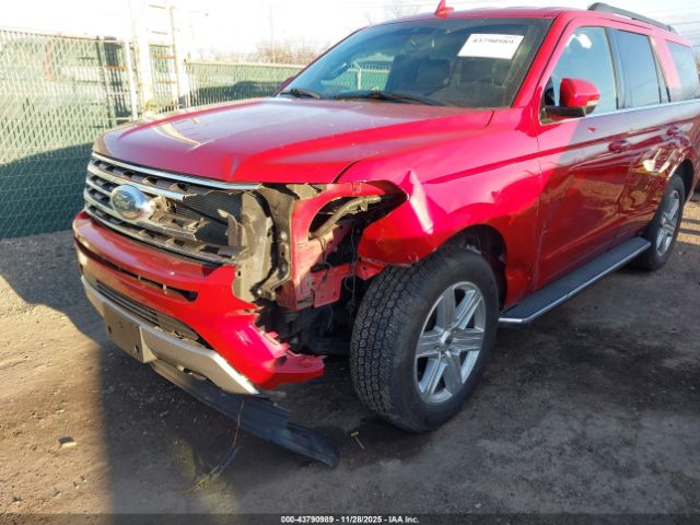 Ford Expedition Xlt Image 10