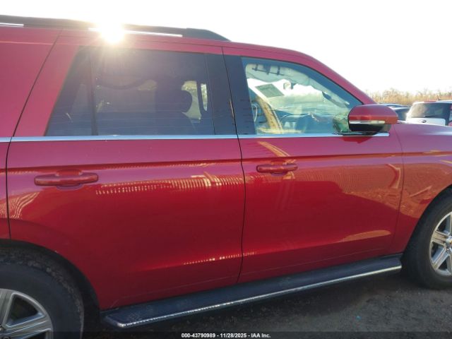 Ford Expedition Xlt Image 11