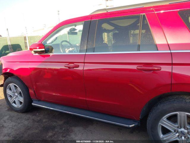 Ford Expedition Xlt Image 4