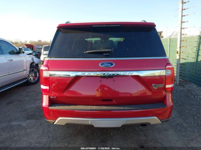 Ford Expedition Xlt Image 2