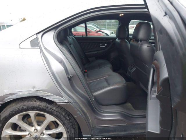 Ford Taurus Limited Image 11