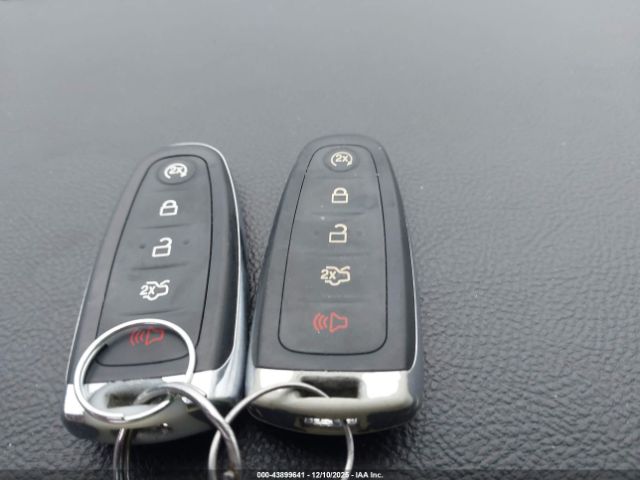 Ford Taurus Limited Image 8