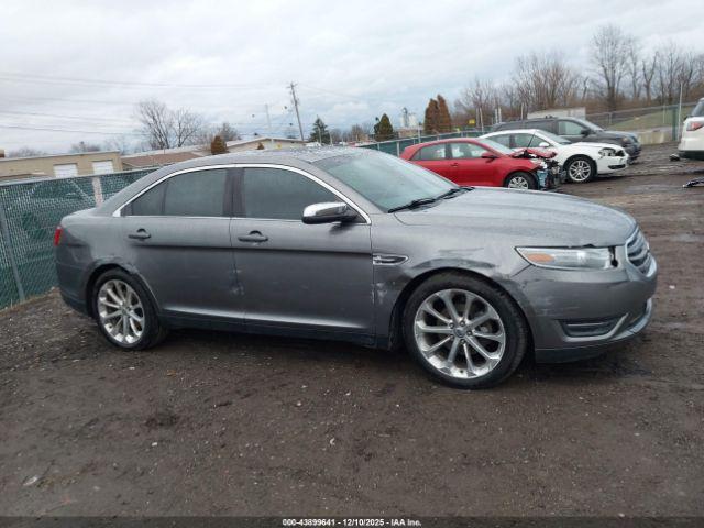 Ford Taurus Limited Image 9