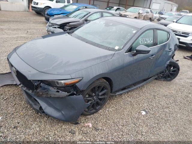 Mazda Mazda3 Premium Image 2