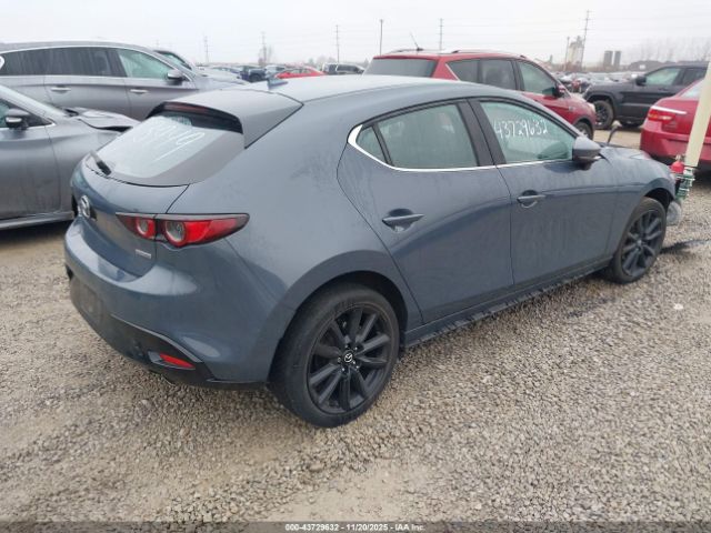 Mazda Mazda3 Premium Image 3