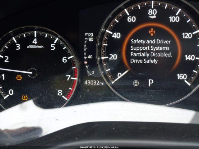 Mazda Mazda3 Premium Image 16