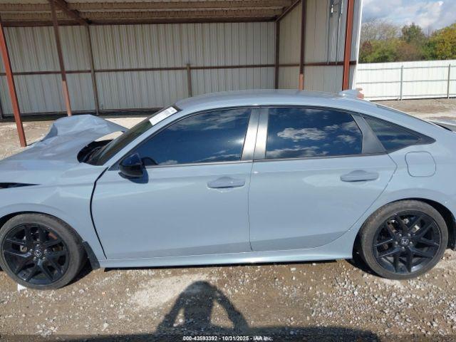 Honda Civic Sport Image 9