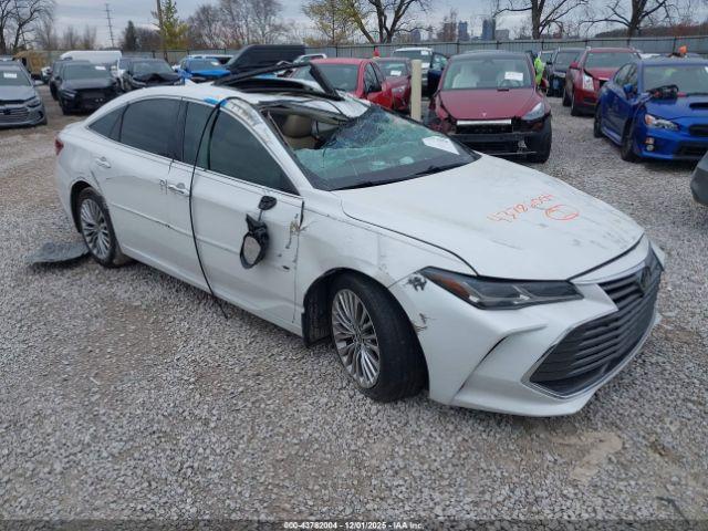  Salvage Toyota Avalon