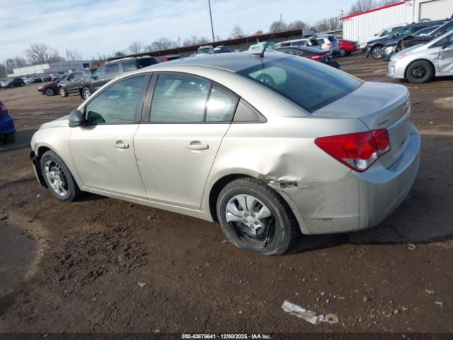 Chevrolet Cruze Ls Auto Image 11