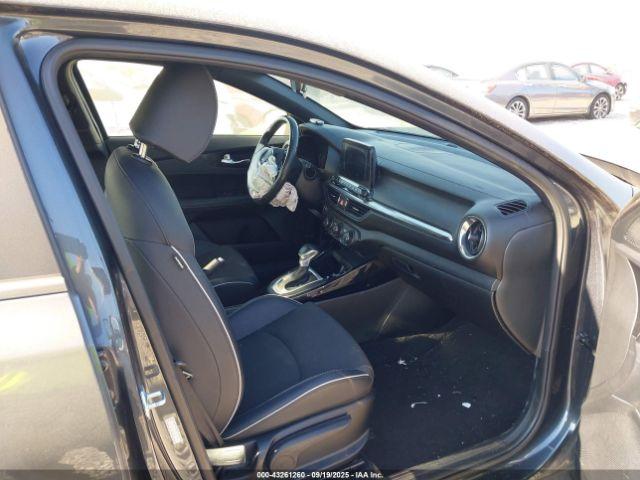 Kia Forte Gt-line Image 12