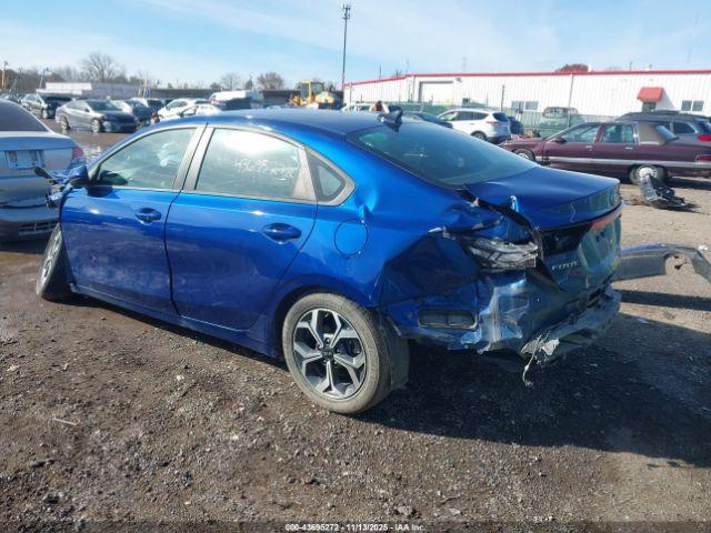 Kia Forte Lxs Image 10