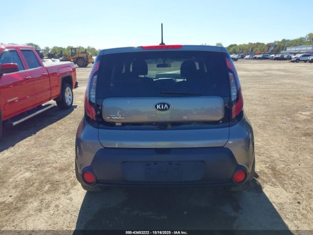 Kia Soul + Image 14