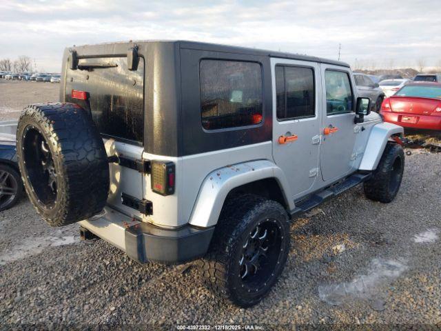 Jeep Wrangler Sahara Image 5