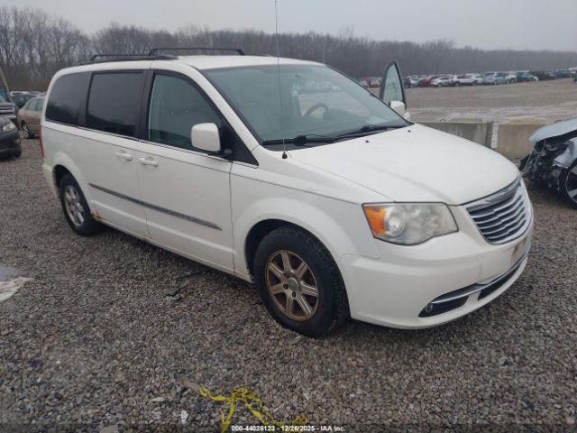  Salvage Chrysler Town & Country
