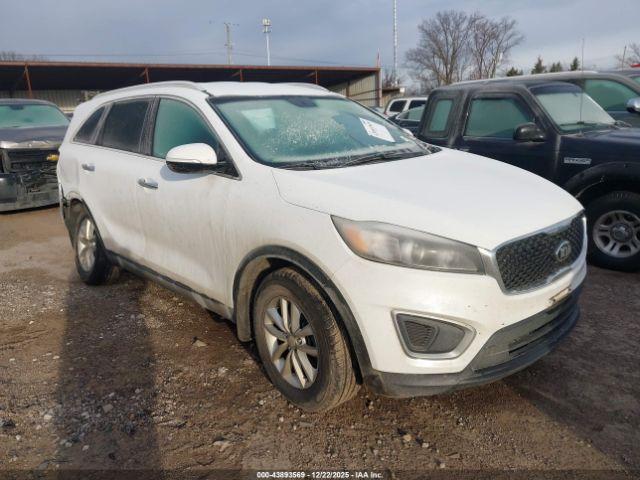  Salvage Kia Sorento