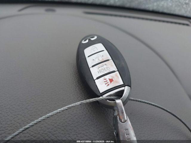 INFINITI G37x Image 14