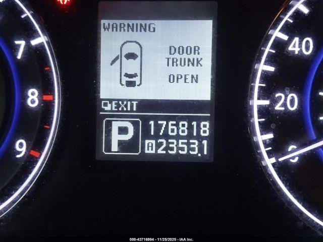 INFINITI G37x Image 9