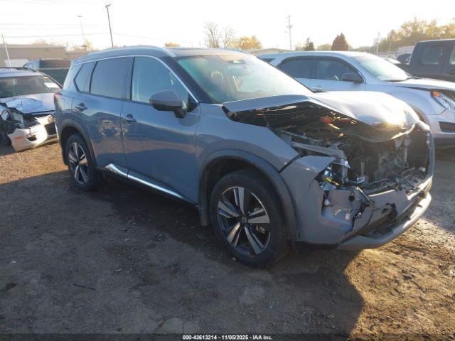  Salvage Nissan Rogue