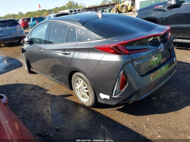 Toyota Prius Prime Premium Image 11