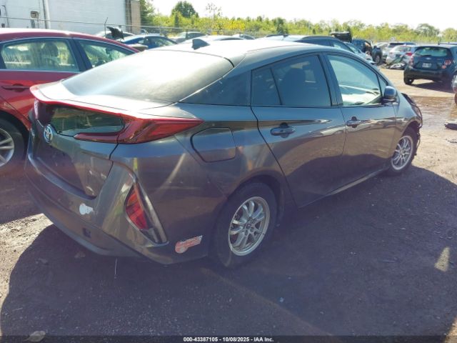 Toyota Prius Prime Premium Image 12