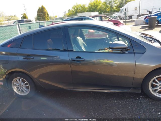 Toyota Prius Prime Premium Image 9