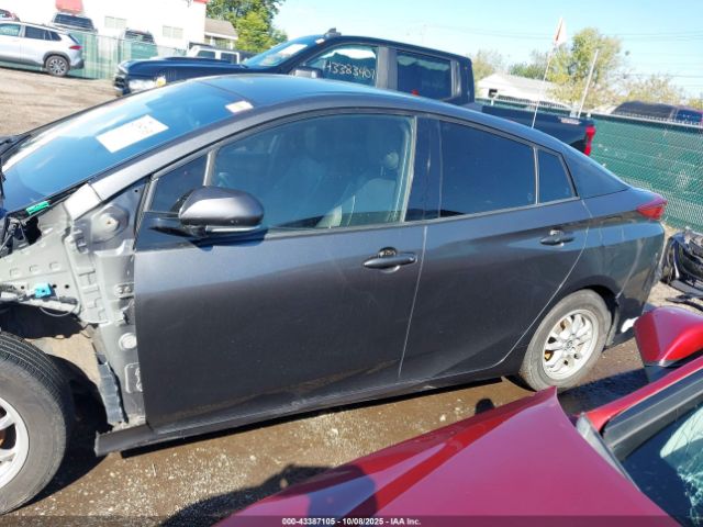 Toyota Prius Prime Premium Image 7